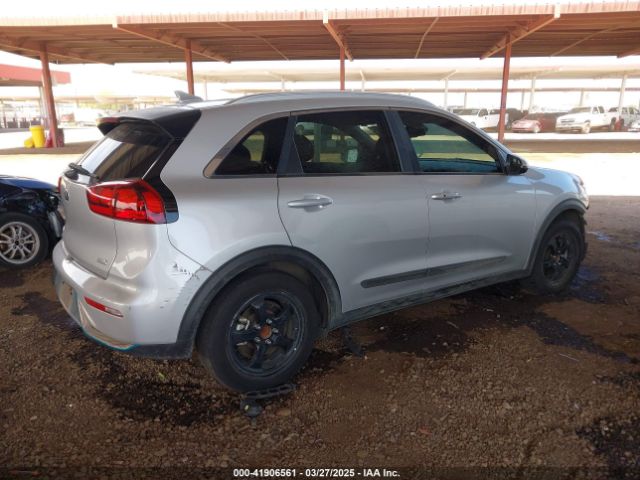 KNDCM3LD1K5232291 KIA Niro Plug-in Hybrid Lx