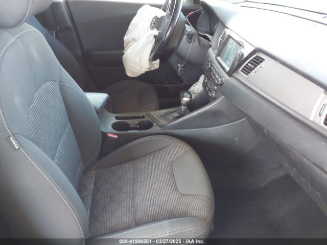 KNDCM3LD1K5232291 KIA Niro Plug-in Hybrid Lx