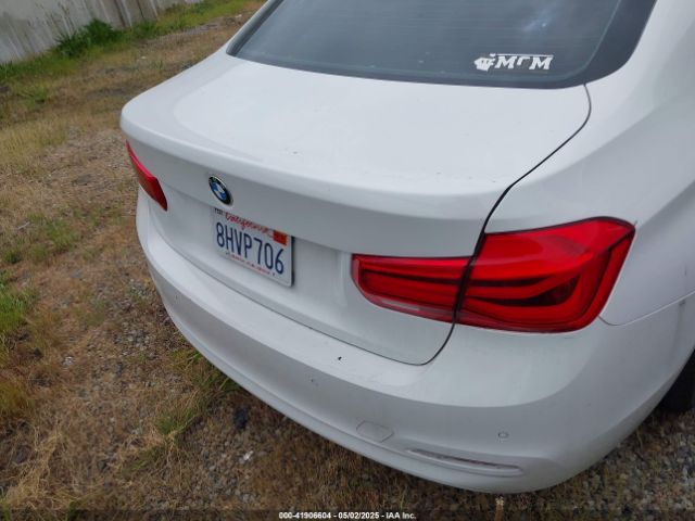 WBA8E1G33HNU17182 BMW 320i