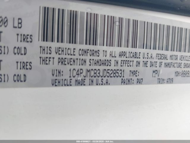 1C4PJMCB3JD528531 Jeep Cherokee Latitude 4x4