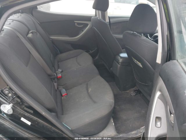 KMHDH4AE8FU299357 Hyundai ELANTRA SE