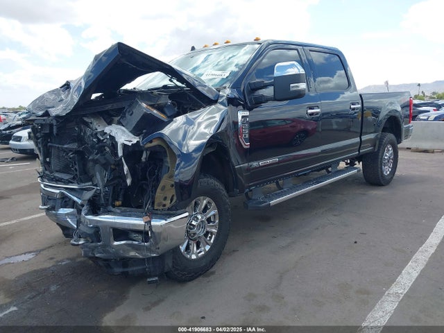 1FT7W2BT8KEE12706 Ford F-250 Lariat
