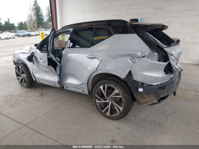 YV4162UM4N2722947 Volvo Xc40 T5 R-design