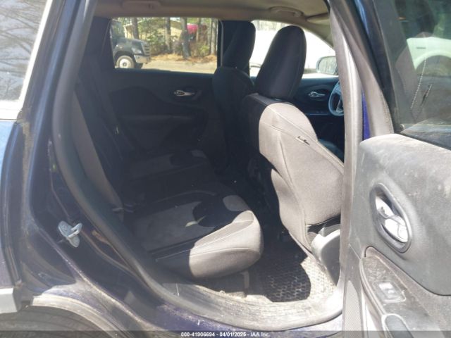 1C4PJMCS6EW268491 Jeep Cherokee Latitude