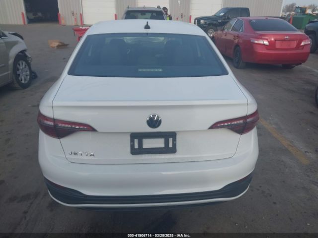 3VWBM7BU1NM019096 Volkswagen Jetta 1.5t Sport