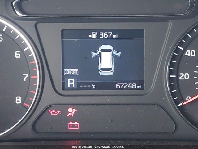 5XYPG4A55KG558127 KIA Sorento 3.3l Lx