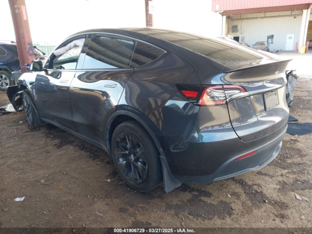 7SAYGDED9RF053203 Tesla Model Y