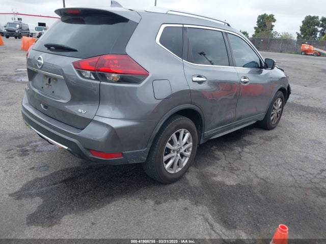 Nissan ROGUE SV 2018 KNMAT2MT6JP579368 Image 4