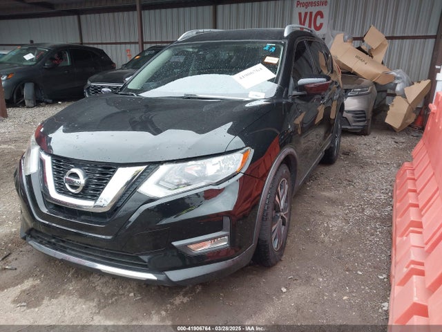 JN8AT2MV6HW000403 Nissan Rogue Sl