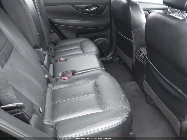 JN8AT2MV6HW000403 Nissan Rogue Sl