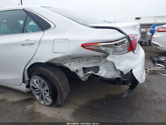 Toyota CAMRY LE 2015 4T4BF1FK0FR473504 Image 6