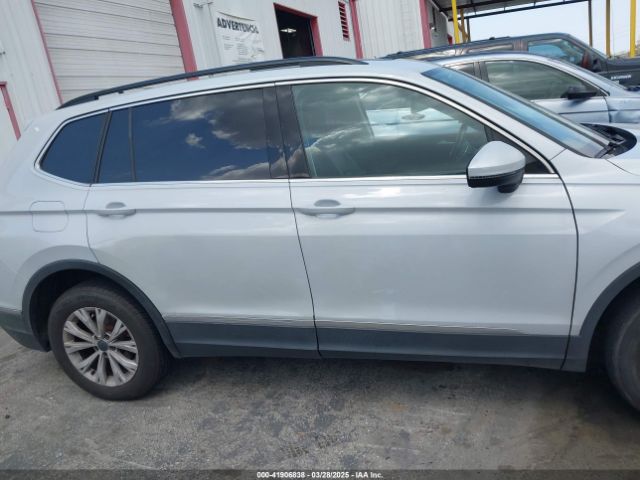 3VV2B7AX8JM105246 Volkswagen Tiguan 2.0t Se/2.0t Sel