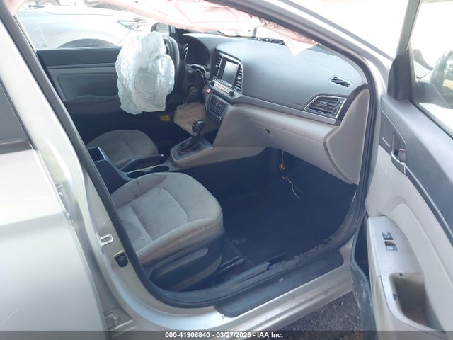 5NPD84LF4JH253716 Hyundai ELANTRA SEL
