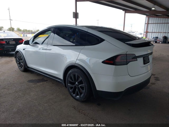2022 TESLA MODEL X 7SAXCBE69NF355601 Photo 2