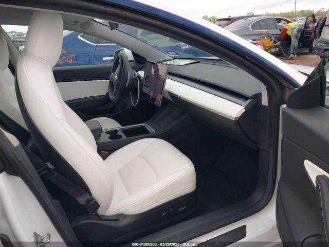 2021 TESLA MODEL 3 5YJ3E1EA1MF917302 Photo 4