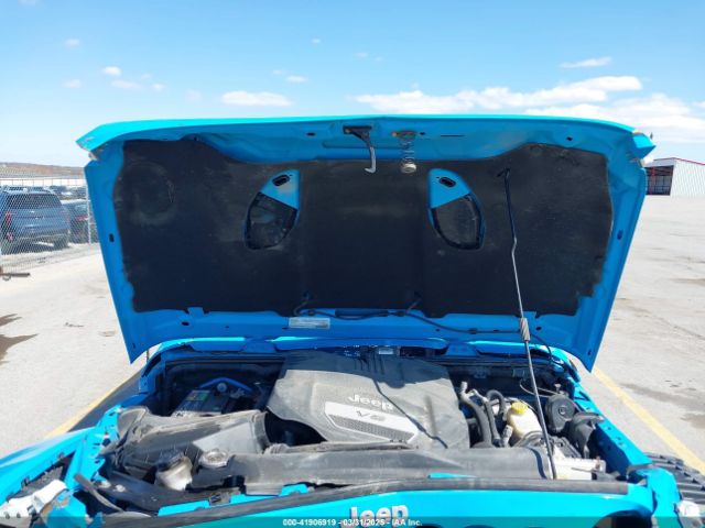 1C4BJWEG8HL655998 Jeep Wrangler Unlimited Chief Edition 4x4