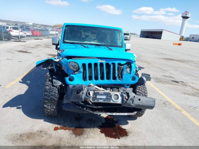 1C4BJWEG8HL655998 Jeep Wrangler Unlimited Chief Edition 4x4