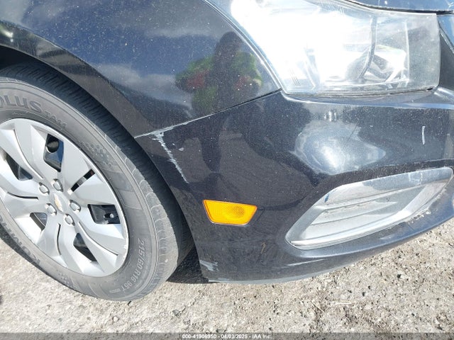 1G1PA5SG2F7164605 Chevrolet Cruze Ls Auto