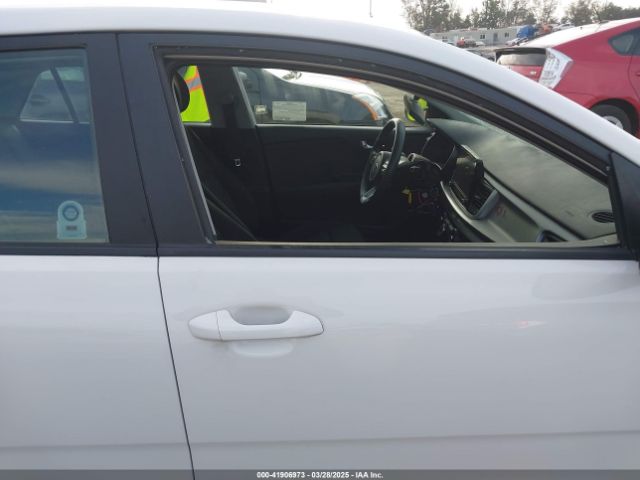 3KPA24AD2ME367504 KIA RIO S