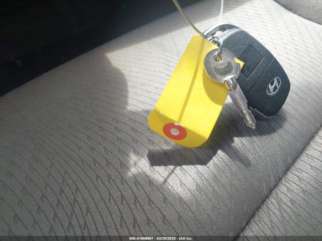 5NMZU3LB4HH026378 Hyundai Santa Fe Sport 2.4l