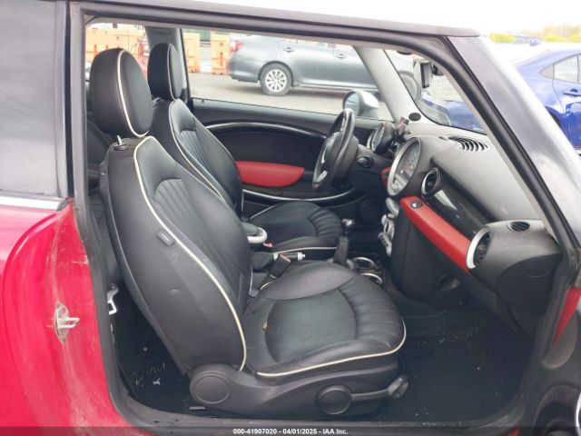 2008 MINI COOPER S WMWMF73538TT89756 Photo 4