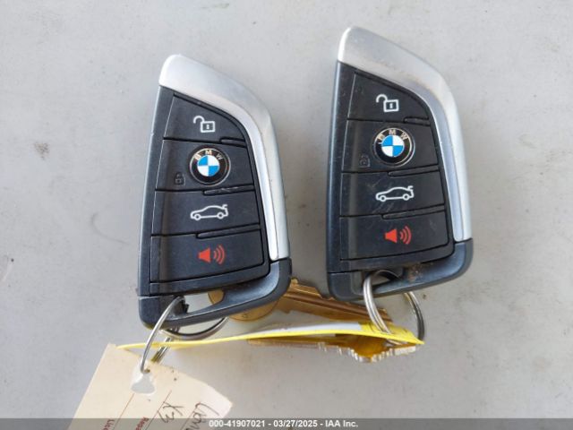 5UXTR7C50KLF28854 BMW X3 Sdrive30i