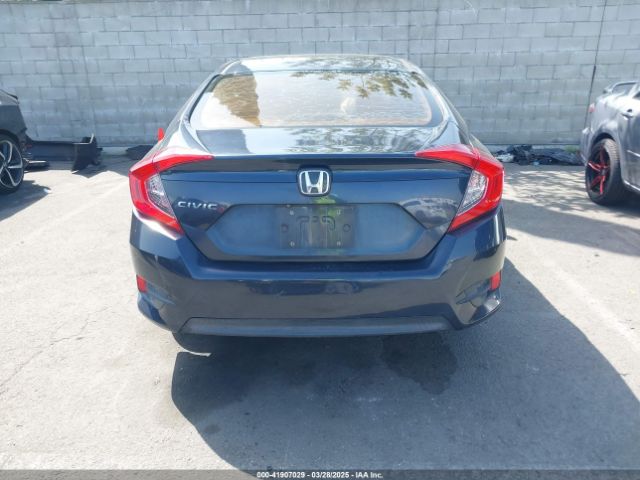 2HGFC2F5XHH506900 Honda Civic Lx