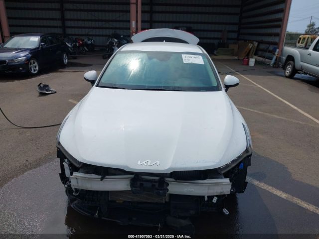 5XXG14J28PG219316 KIA K5 LXS