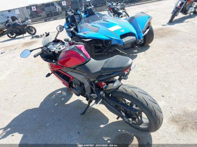 2025 TRIUMPH MOTORCYCLE DAYTONA SMTL23UF0STBV8058 Photo 2