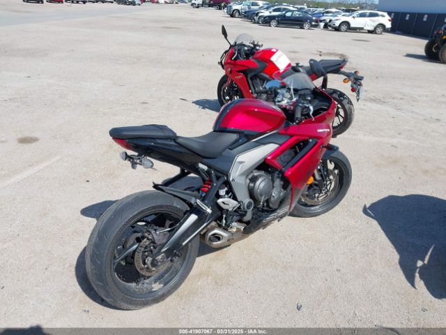 2025 TRIUMPH MOTORCYCLE DAYTONA SMTL23UF0STBV8058 Photo 3