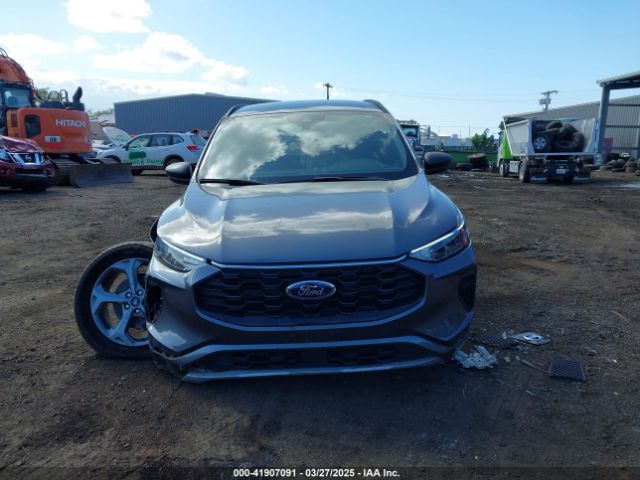 1FMCU0MZ0PUA96995 Ford Escape St-line