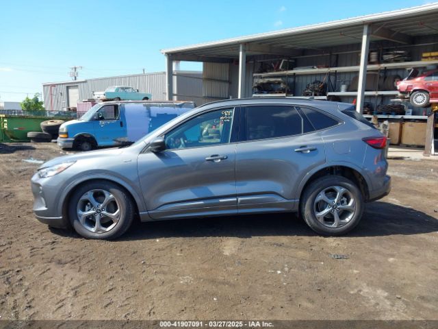 1FMCU0MZ0PUA96995 Ford Escape St-line