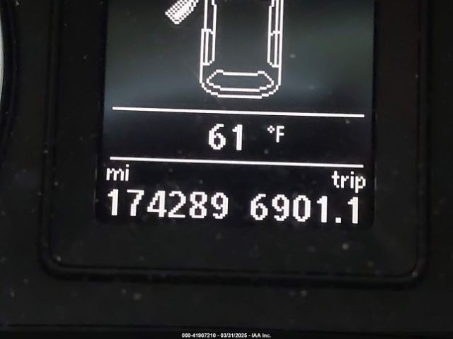 WVGAV7AX4FW609426 Volkswagen TIGUAN S