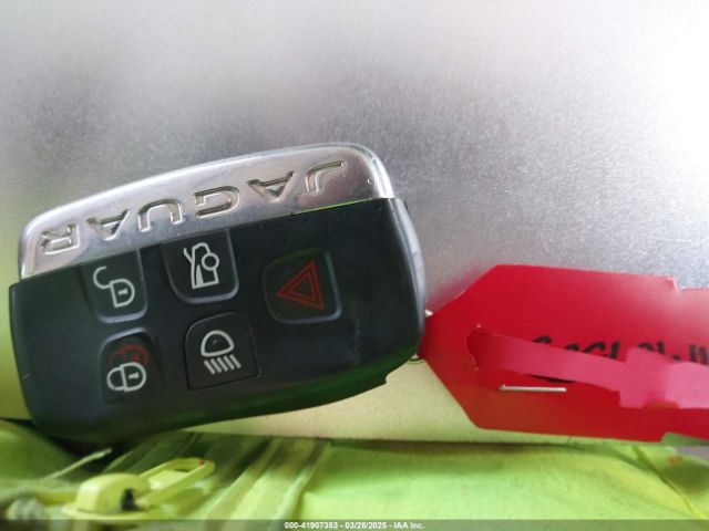 SAJAR4BG6HA965240 Jaguar Xe 25t
