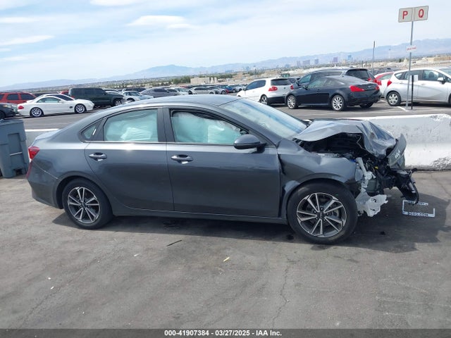 KIA Forte Lxs 2023 3KPF24AD7PE512241 Image 13