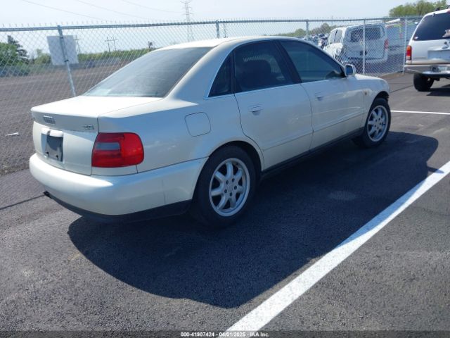 1998 AUDI A4 WAUDD28D0WA185367 Photo 3