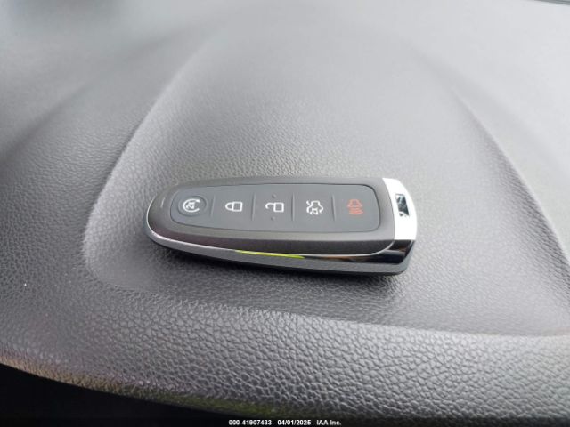 2FMDK3K92EBA71212 Ford Edge Limited