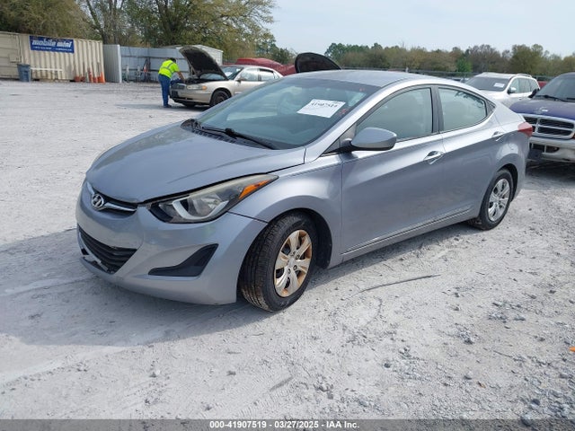 Hyundai ELANTRA SE 2016 5NPDH4AE2GH766479 Image 2