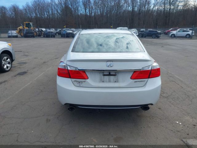 1HGCR2F58FA021877 Honda Accord Sport