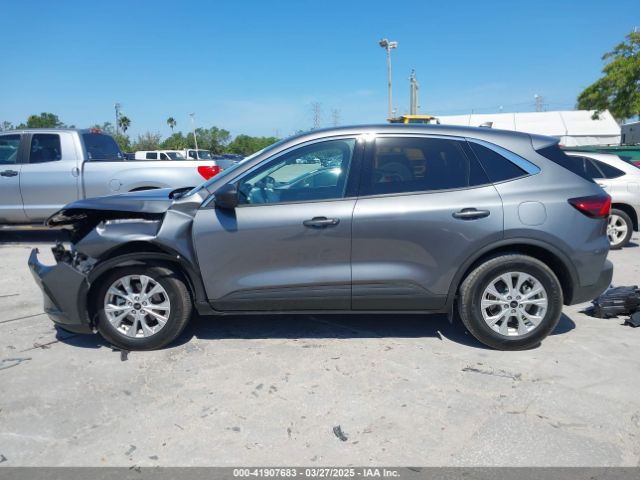 1FMCU0GN1RUB28672 Ford Escape Active