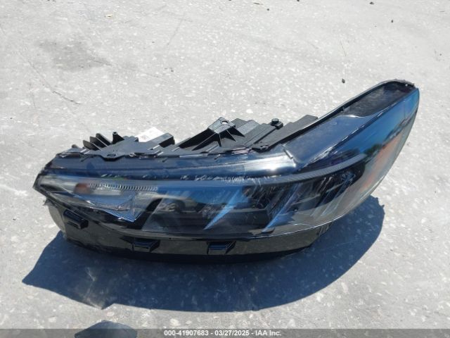 1FMCU0GN1RUB28672 Ford Escape Active