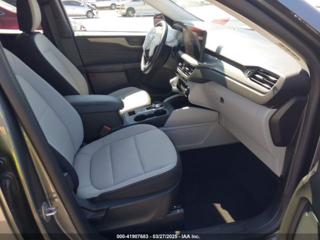 1FMCU0GN1RUB28672 Ford Escape Active