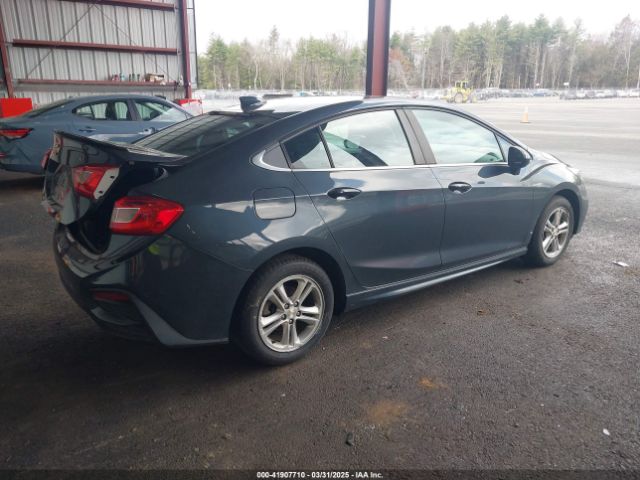 1G1BE5SM9H7204864 Chevrolet Cruze Lt Auto