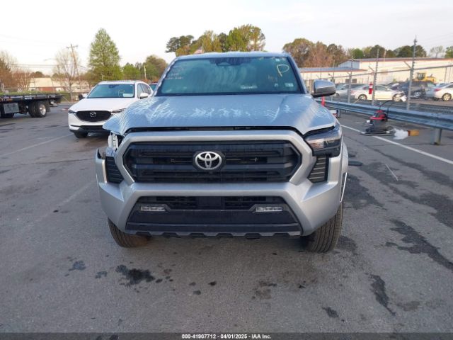 3TMKB5FN1RM009772 Toyota Tacoma Sr5 2wd