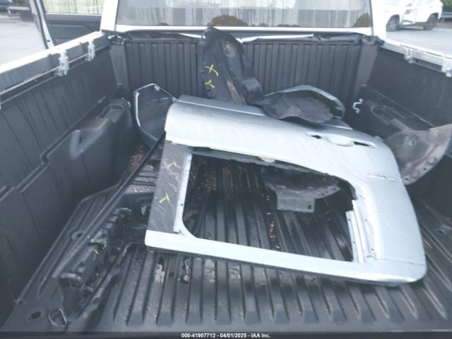 3TMKB5FN1RM009772 Toyota Tacoma Sr5 2wd