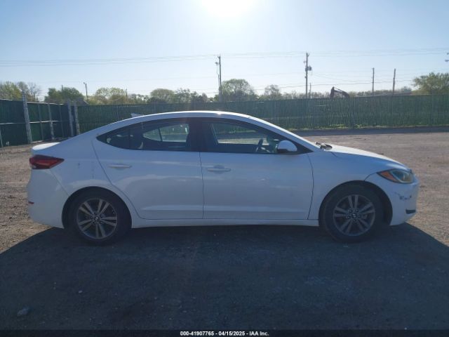 5NPD84LF5JH267673 Hyundai ELANTRA SEL