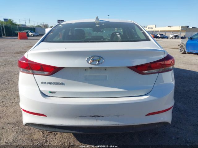 5NPD84LF5JH267673 Hyundai ELANTRA SEL
