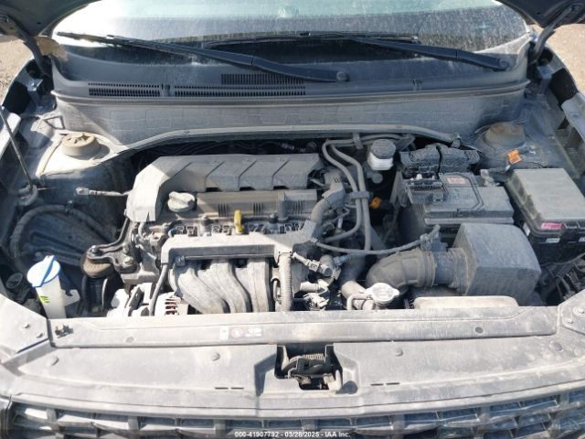 KMHRB8A39NU198646 Hyundai Venue Se