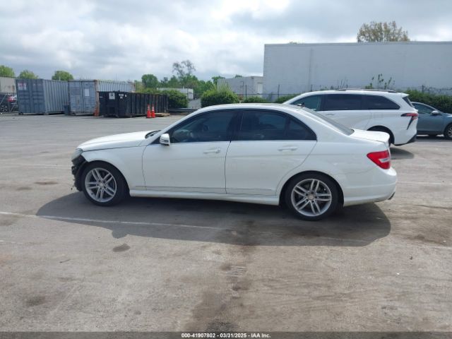 WDDGF8AB0EA941628 Mercedes-Benz C 300 Luxury 4matic/sport 4matic