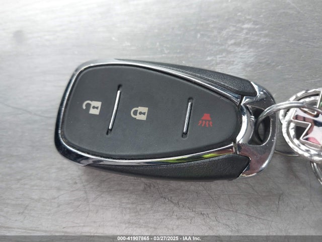 2GNAXREV3J6258814 Chevrolet EQUINOX LS